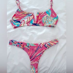 Midori Hanalei Mer top and Kai bottom, size M